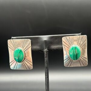 Vintage Sterling‎ Malachite Cabochon ClipOn Earrings Concho Southwest Square